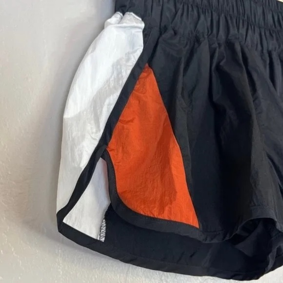 EUC “The Way Home” Free people shorts Sz S - Picture 4 of 9